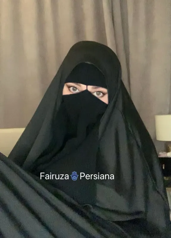 fairuzapersiana onlyfans header image