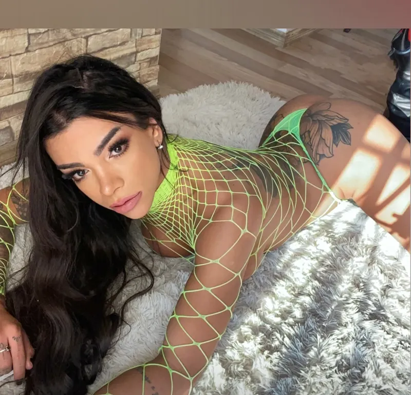 isagodess onlyfans header image