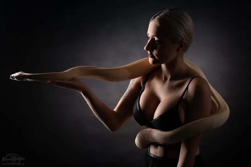 mrsdevil onlyfans header image